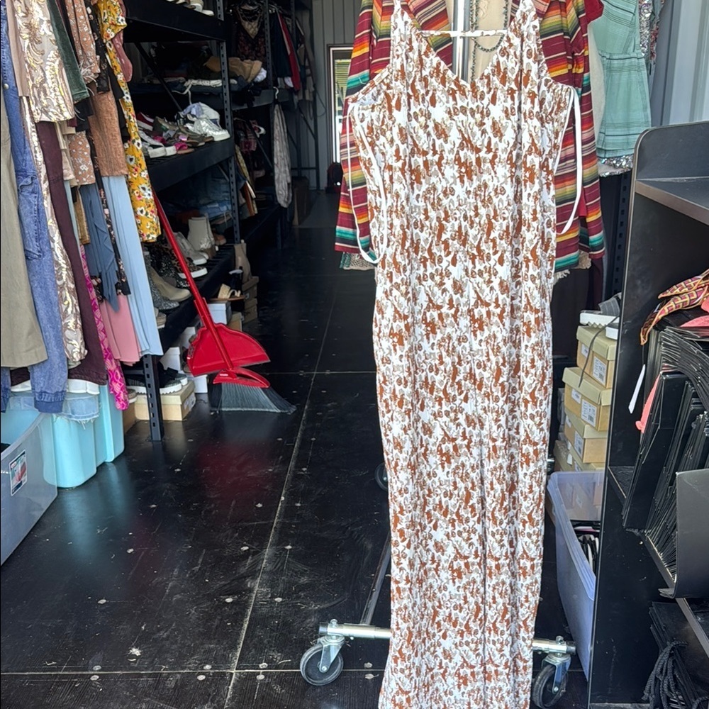 Festive Sleeveless jumpsuit